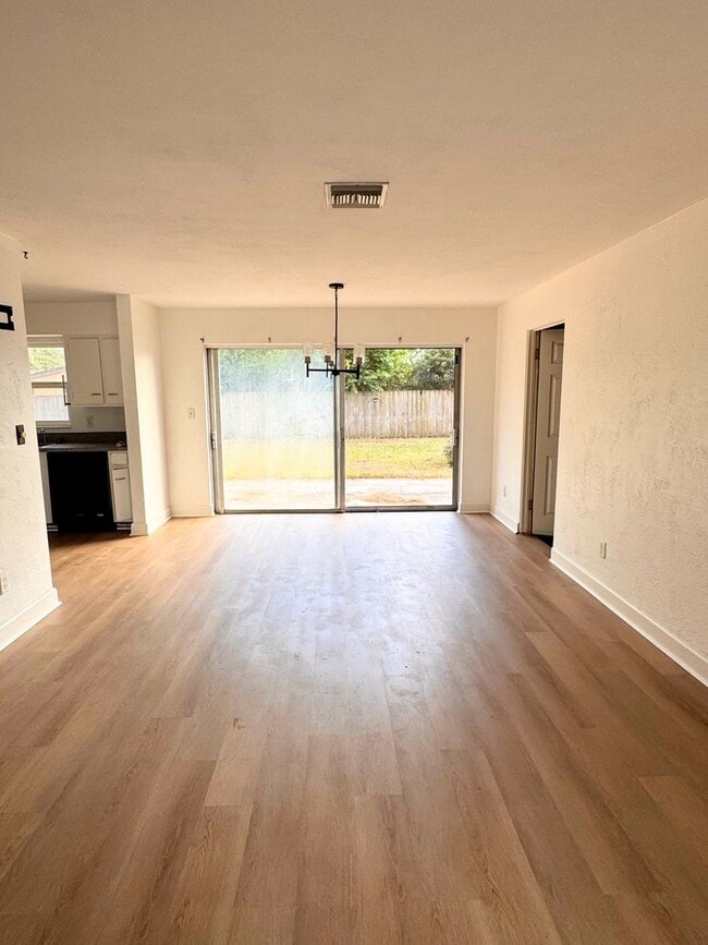 11382 80th Ave N in Seminole, FL - Building Photo - Building Photo