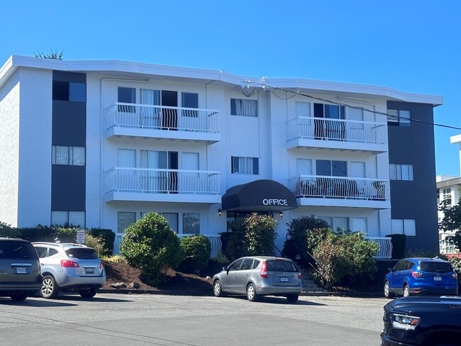 1527 Boundary Crescent in Nanaimo, BC - Building Photo - Building Photo