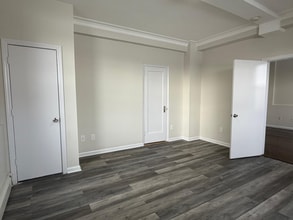 150 S Harrison St in East Orange, NJ - Building Photo - Building Photo