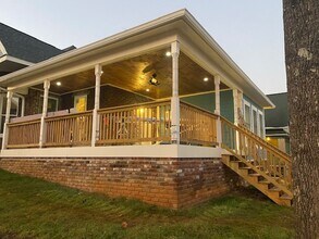 1702 Highland Ave in Knoxville, TN - Building Photo - Building Photo