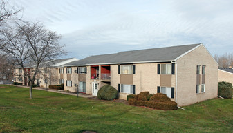 Fox Run Apartments