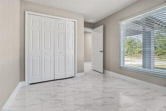 2211 Kenneth Ave S in Lehigh Acres, FL - Building Photo - Building Photo