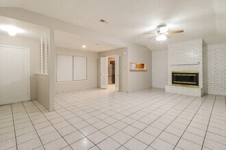 6403 Fallengate Dr in Spring, TX - Building Photo - Building Photo
