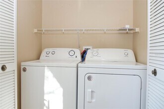 1317 Lucaya Cir in Orlando, FL - Building Photo - Building Photo