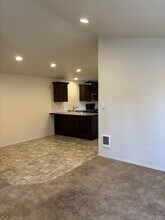 51575 Stillwell in La Pine, OR - Building Photo - Building Photo
