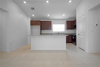 2906 Lavanda Dr in Haines City, FL - Building Photo - Building Photo