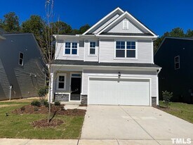 4404 Olde Waverly Wy in Fuquay Varina, NC - Building Photo