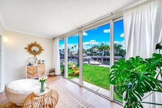 3137 Spanish Trl in Delray Beach, FL - Building Photo - Building Photo