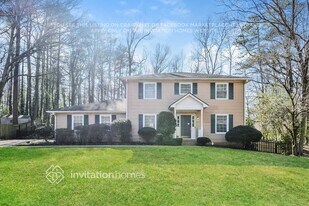 150 Elberta Cove in Roswell, GA - Building Photo