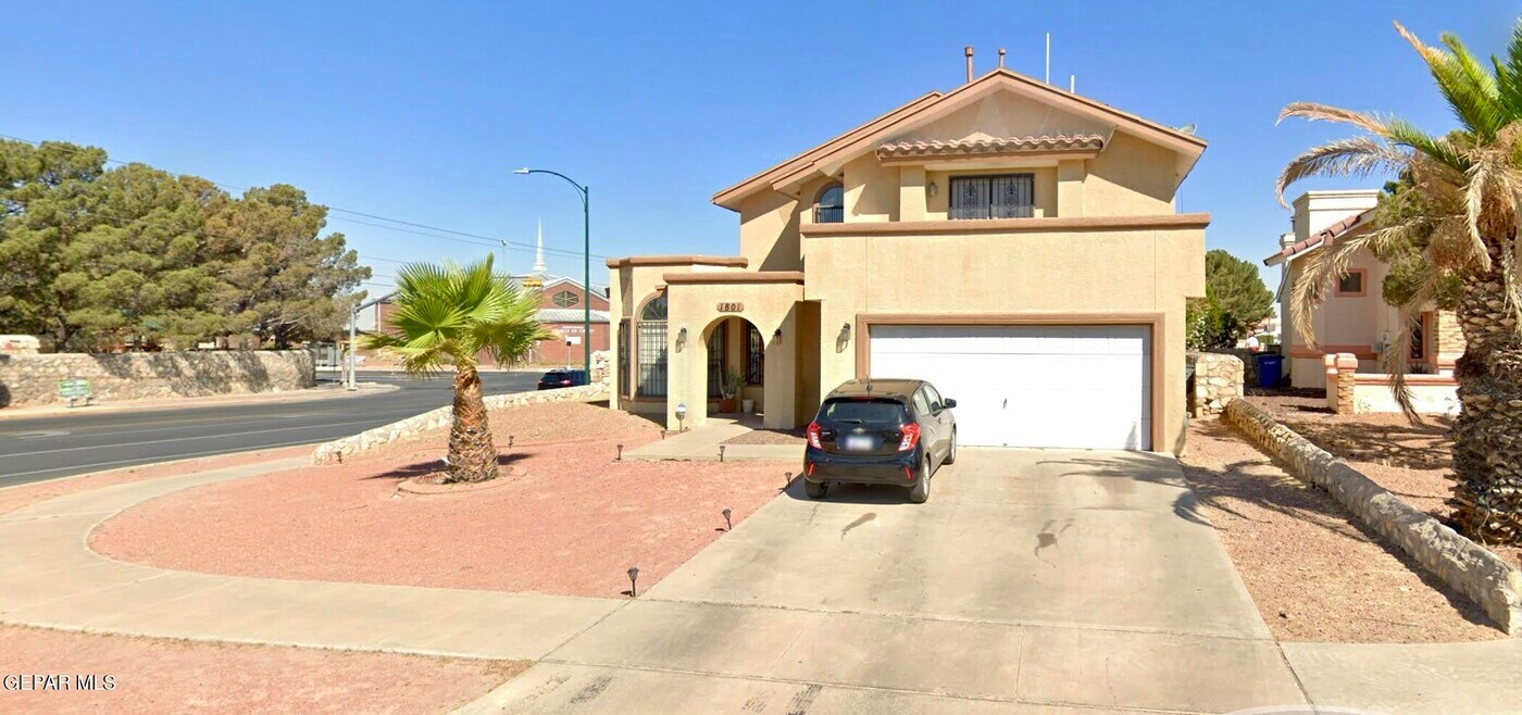 1801 Garden Gate Way in El Paso, TX - Building Photo