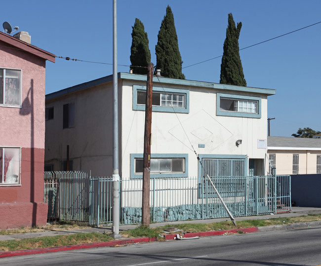 5110 Compton Ave in Los Angeles, CA - Building Photo - Building Photo