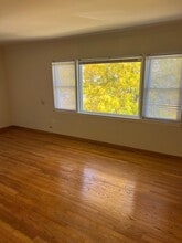 7245 W Lawrence Ave in Harwood Heights, IL - Building Photo - Building Photo