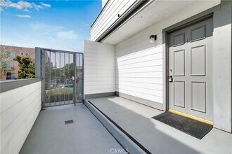 3632 Dunn Dr, Unit 1 in Los Angeles, CA - Building Photo - Building Photo