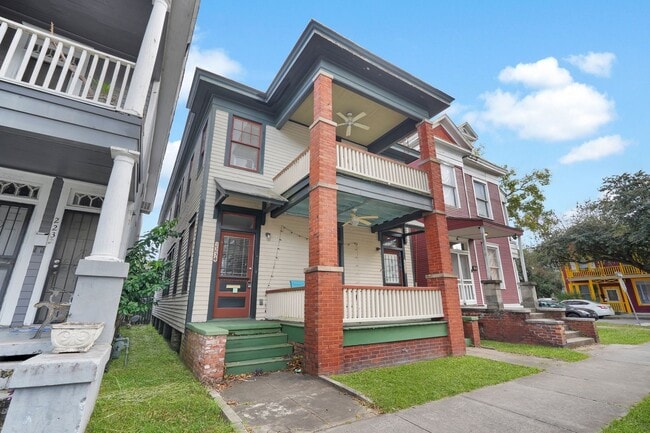 2234 Whitaker St in Savannah, GA - Building Photo - Building Photo