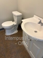 80 Elm St in Struthers, OH - Building Photo - Building Photo