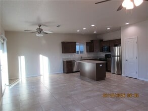 2118 Gene Autry Dr in Kingman, AZ - Building Photo - Building Photo