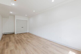 2599 Washington St, Unit 2591E in Boston, MA - Building Photo - Building Photo