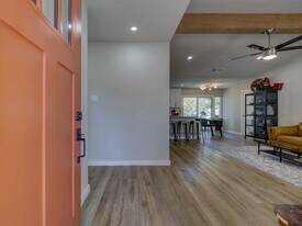 12032 Shropshire Blvd in Austin, TX - Building Photo
