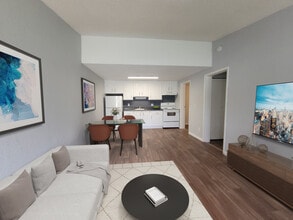 Manchester in Jacksonville, FL - Building Photo - Building Photo