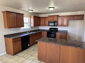 812 Grant Ave in Prairie Grove, AR - Building Photo - Building Photo