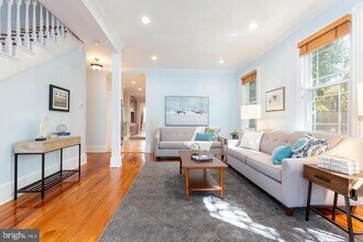 4457 MacArthur Blvd NW in Washington, DC - Building Photo - Building Photo