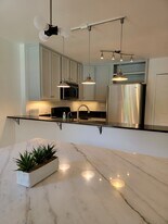 1445 Monroe Dr NE in Atlanta, GA - Building Photo