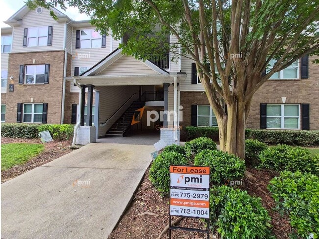 2204 Fairington Village Dr