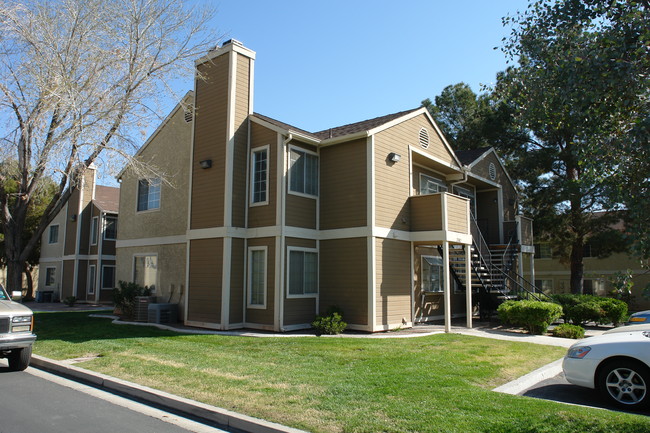 Village at Karen in Las Vegas, NV - Building Photo - Building Photo