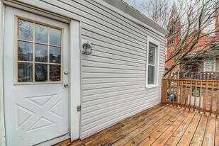 744 Proctor Wy in Pittsburgh, PA - Building Photo