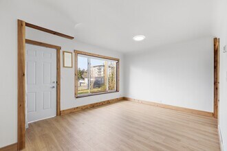 10420-10139 139 St in Surrey, BC - Building Photo - Building Photo