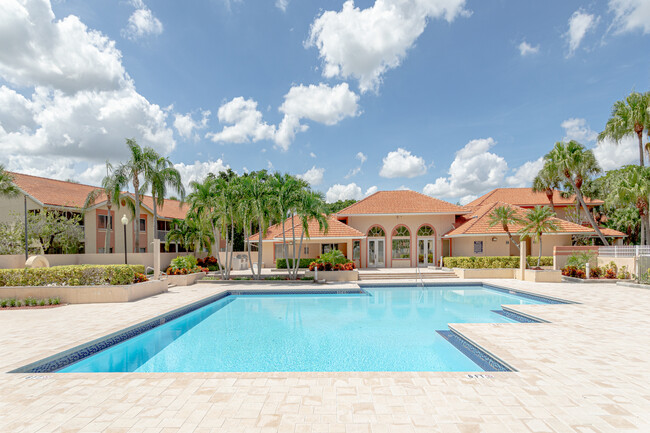 Paradise Cove at Palm Beach Lakes photo'