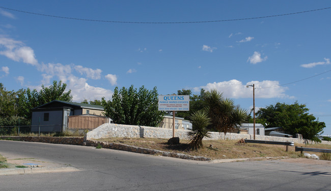 Queen's Mobile Home Estates in El Paso, TX - Foto de edificio - Building Photo