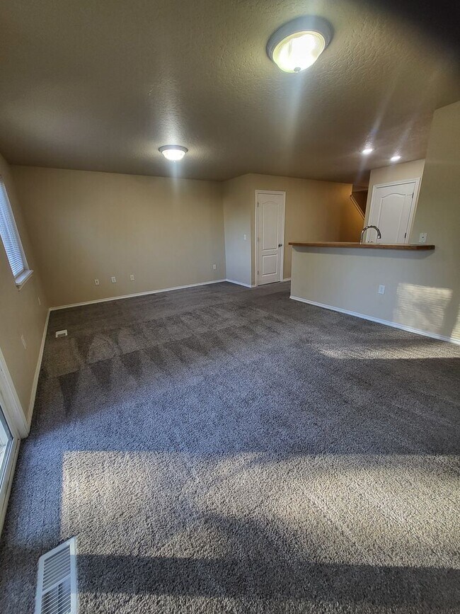 112 Ivy St in Nampa, ID - Building Photo - Building Photo