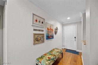1150 Yesica Ann Cir in Naples, FL - Foto de edificio - Building Photo