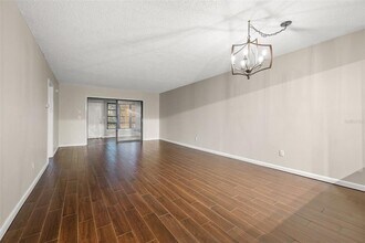 3038 Eastland Blvd in Clearwater, FL - Building Photo - Building Photo