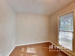 1619 Highland Ct in Auburn, GA - Building Photo - Building Photo