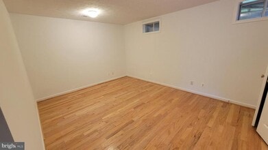 206 Regina Ln in Fredericksburg, VA - Building Photo - Building Photo
