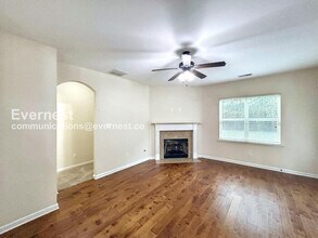 6057 Abigail Bluffs Dr in Memphis, TN - Building Photo - Building Photo