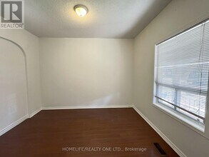 428 Westmoreland Ave N in Toronto, ON - Building Photo - Building Photo