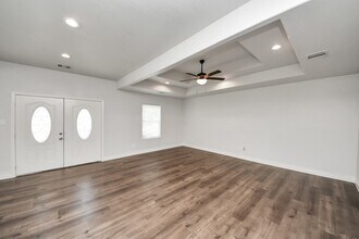 3541 Rebecca St in Houston, TX - Foto de edificio - Building Photo
