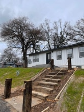 6613 Stoney Dr in Redding, CA - Building Photo - Building Photo