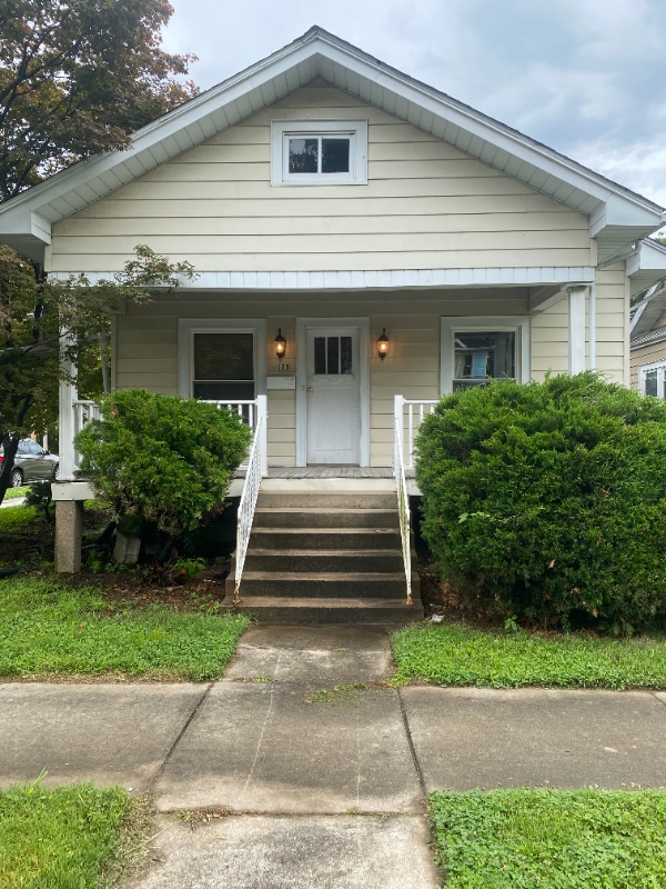 128 South West End Boulevard