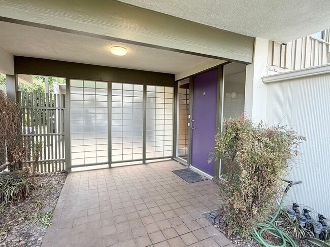 4126 Del Mar Ave in Long Beach, CA - Foto de edificio - Building Photo