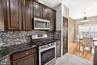 10229 Rutland Round Rd in Columbia, MD - Building Photo - Building Photo