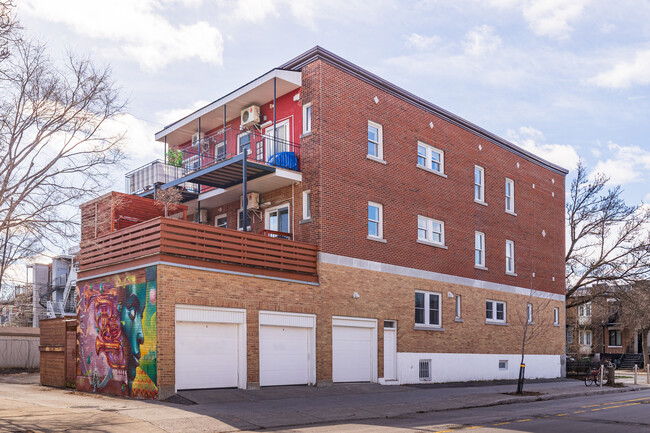 6011-6019 3E Av in Montréal, QC - Building Photo - Building Photo
