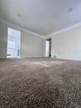 8875 Pierson St in Detroit, MI - Foto de edificio - Building Photo
