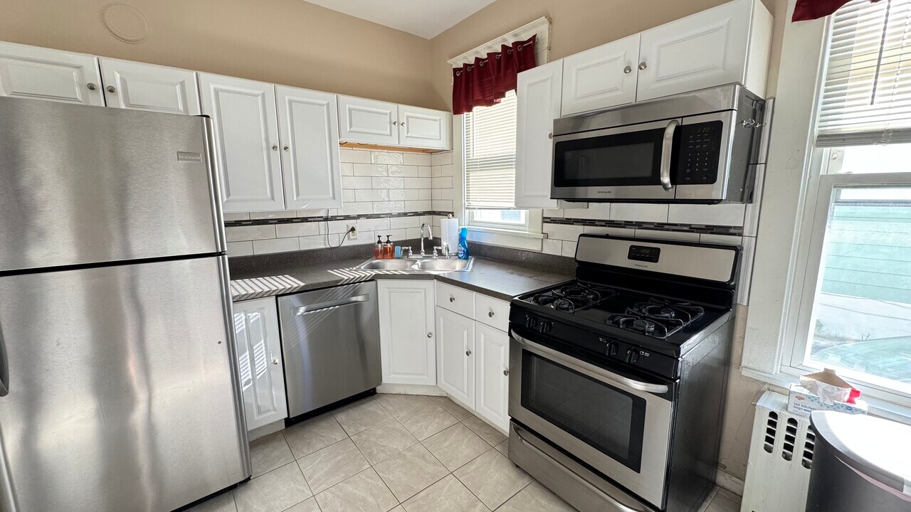 15 W Erie St, Unit #1 in Albany, NY - Foto de edificio