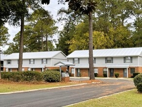 Pinewood in Fort Valley, GA - Building Photo - Building Photo