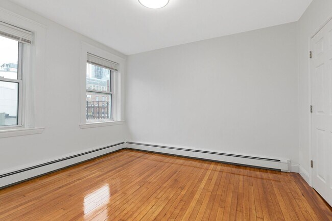 property at 122 Prince St
