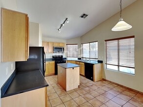 720 S Ithica St in Chandler, AZ - Foto de edificio - Building Photo